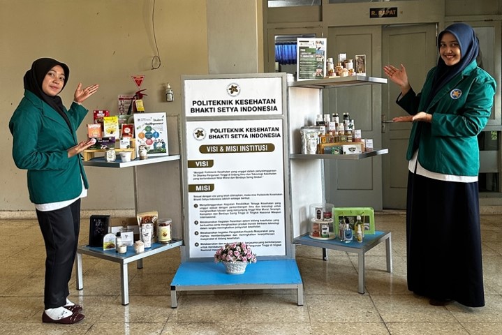 Pameran Produk Inovasi Health Preneur Poltekkes BSI